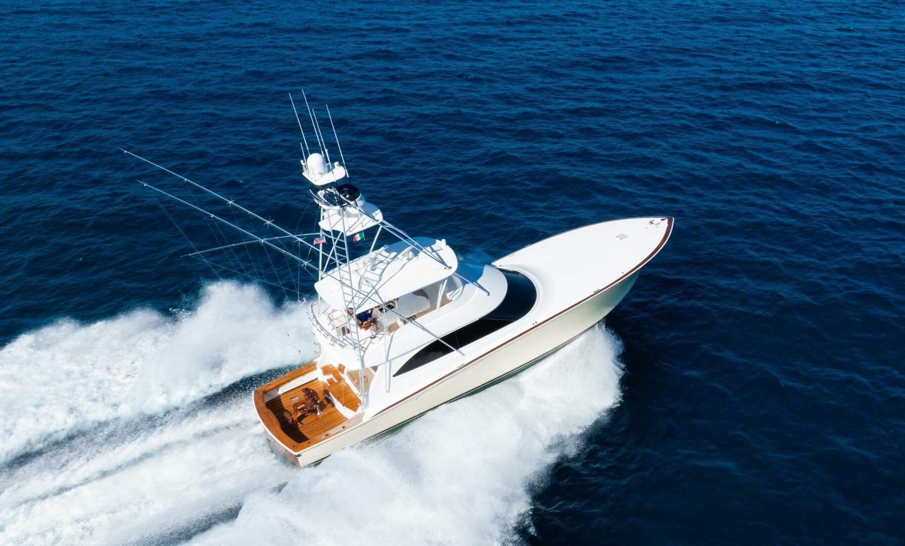 2015 Viking 70 Convertible — photo 33