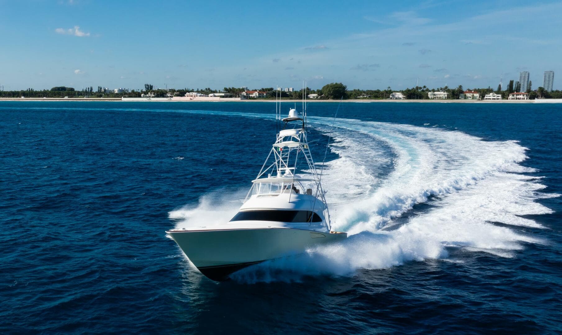2015 Viking 70 Convertible — photo 34
