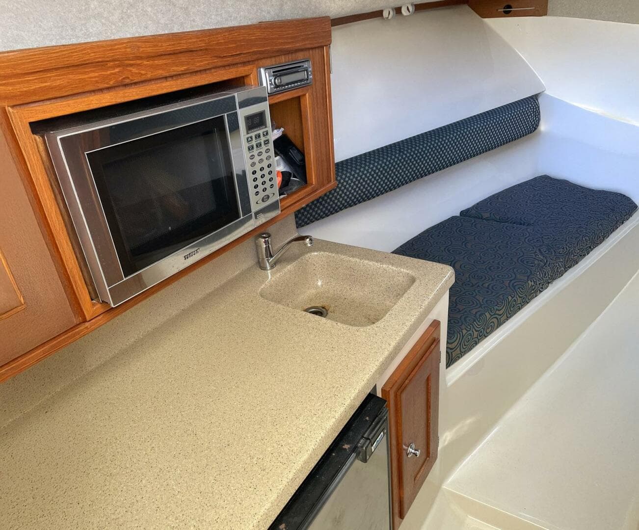 2007 Albemarle 280 Express Fisherman — photo 9