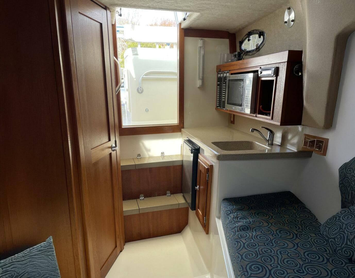 2007 Albemarle 280 Express Fisherman — photo 6