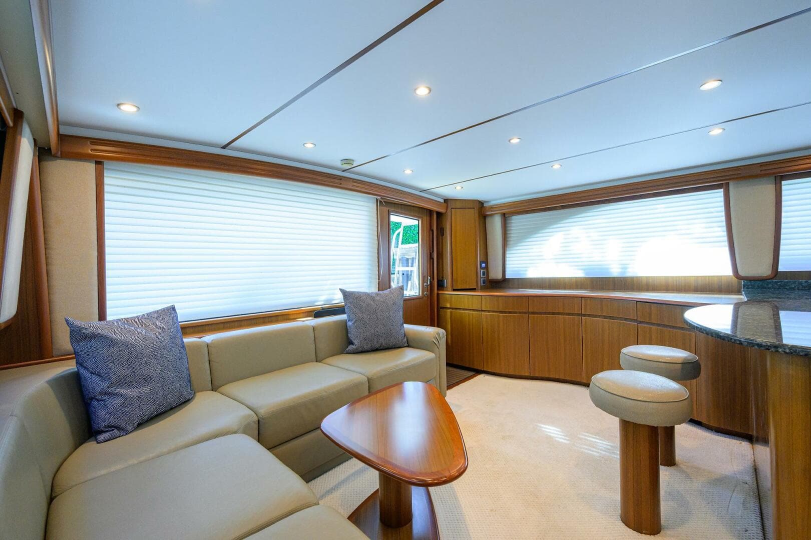 2008 Viking 60 Convertible — photo 29