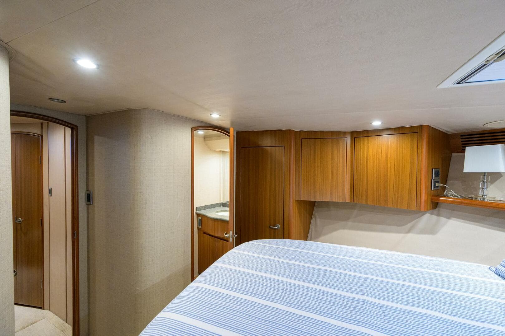 2008 Viking 60 Convertible — photo 38