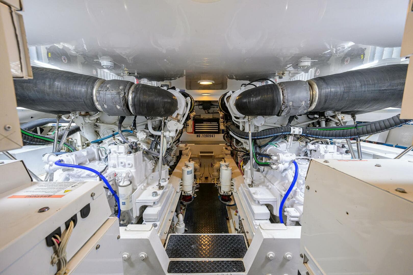 2008 Viking 60 Convertible — photo 44