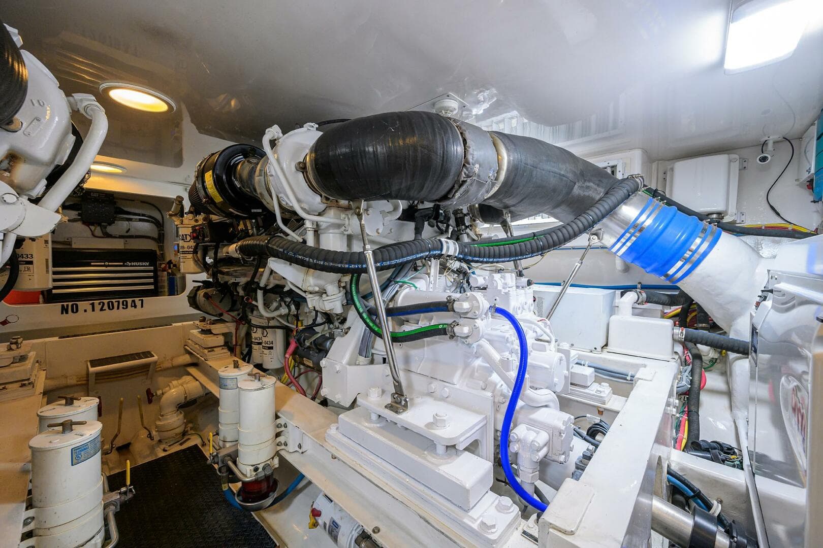 2008 Viking 60 Convertible — photo 45