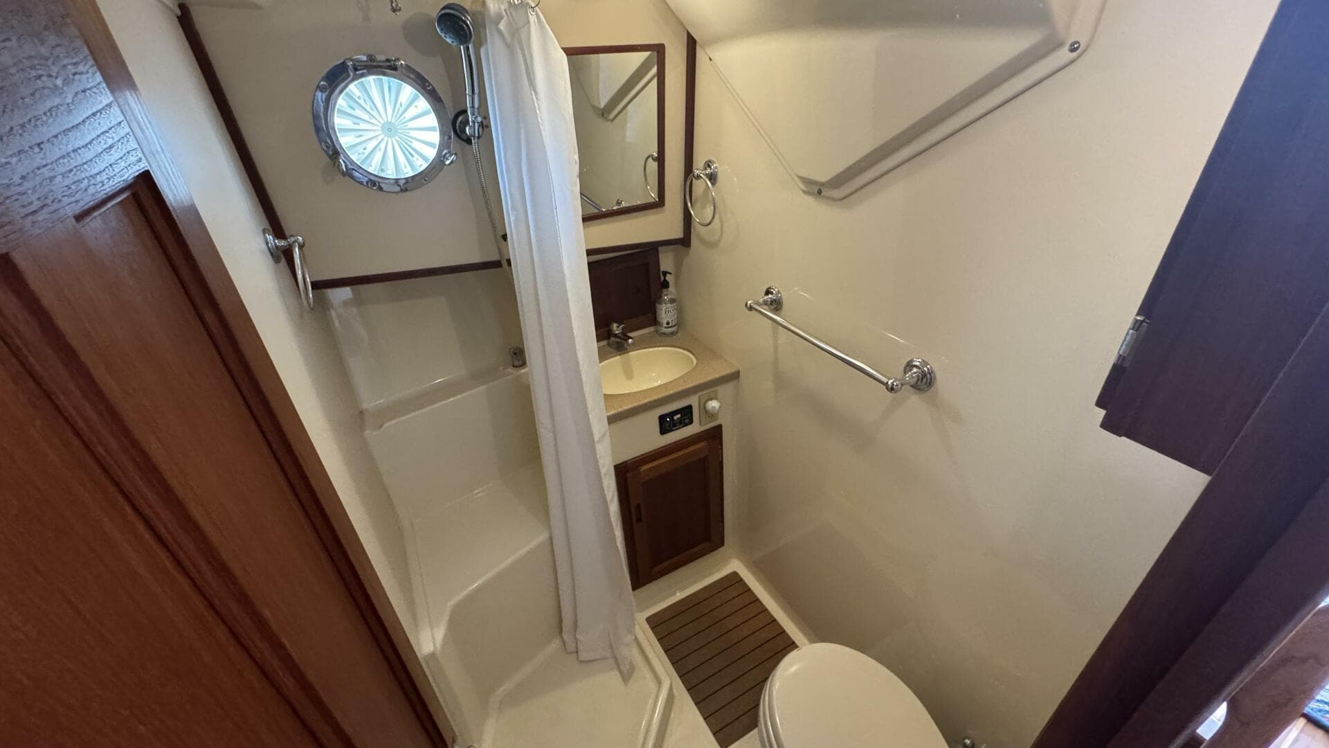 2006 Nordic Tugs 32 — photo 40