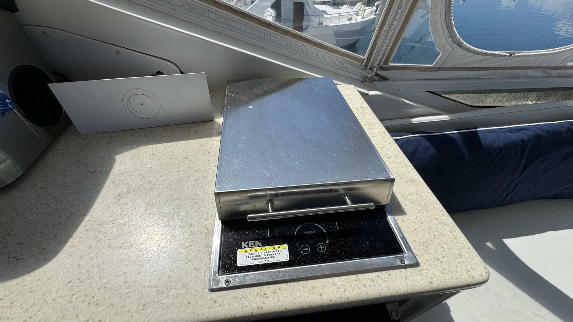 2007 Marquis 55 — photo 26