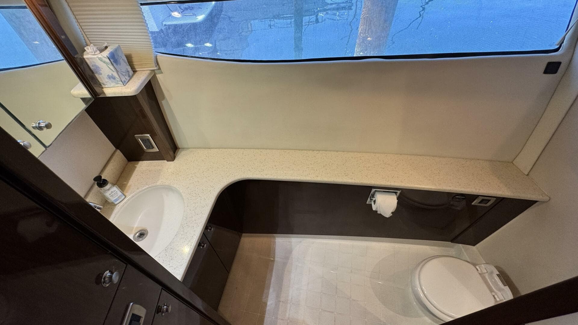 2007 Marquis 55 — photo 62