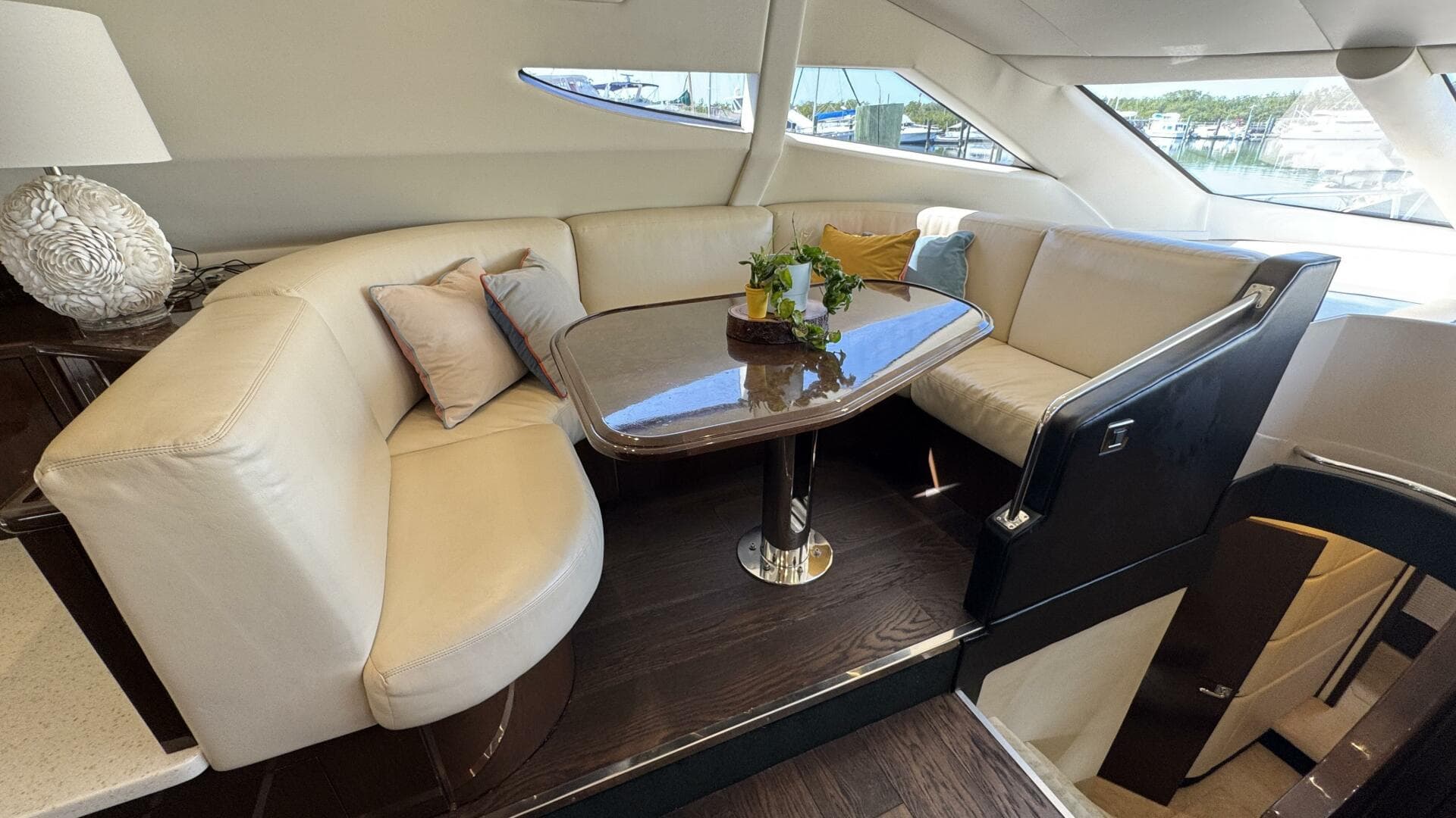 2007 Marquis 55 — photo 39