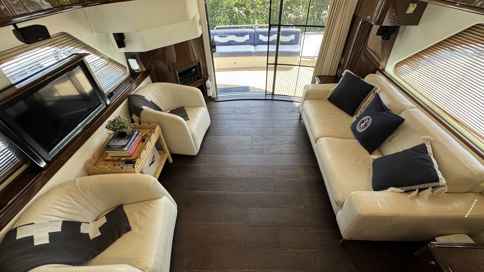 2007 Marquis 55 — photo 30