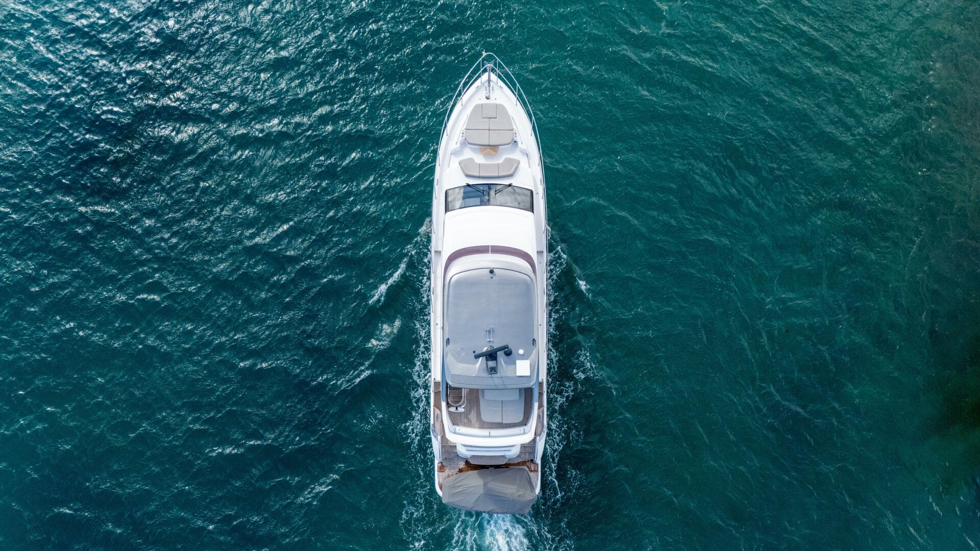 2022 Princess F62 — photo 6