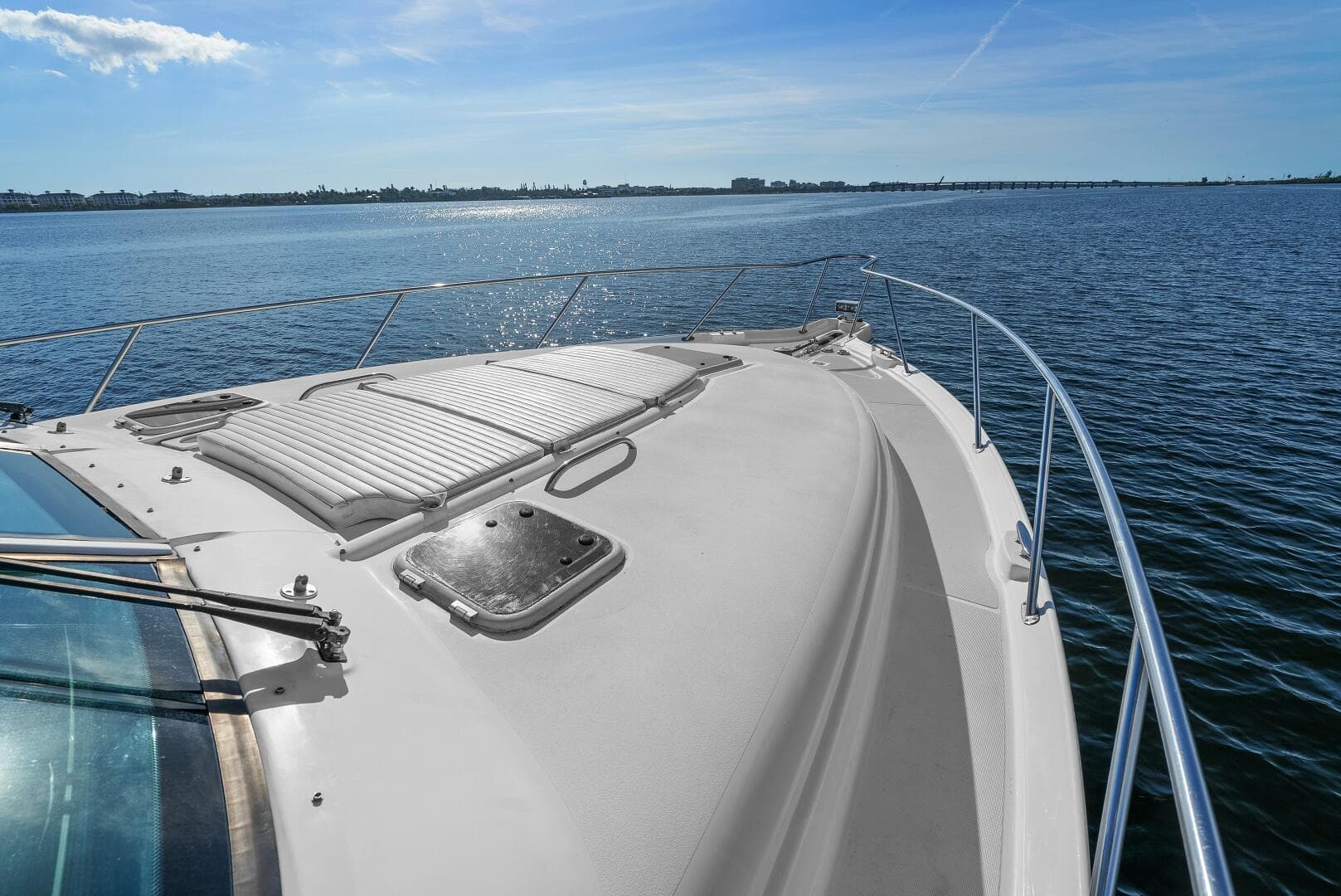 2007 Tiara Yachts 4300 Sovran — photo 32