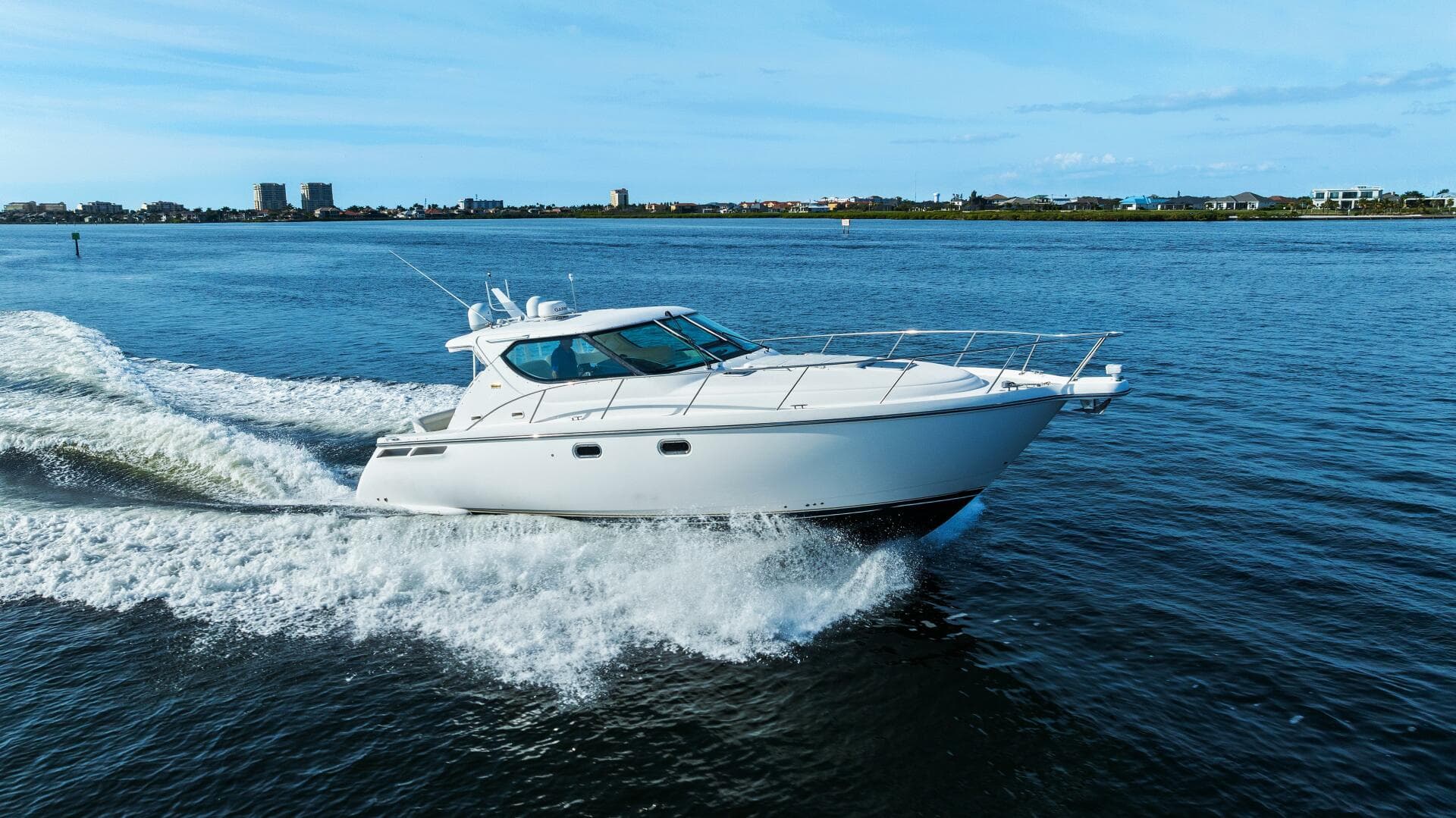 2007 Tiara Yachts 4300 Sovran — photo 52