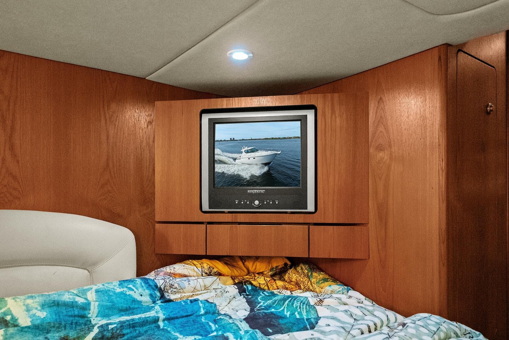 2007 Tiara Yachts 4300 Sovran — photo 28