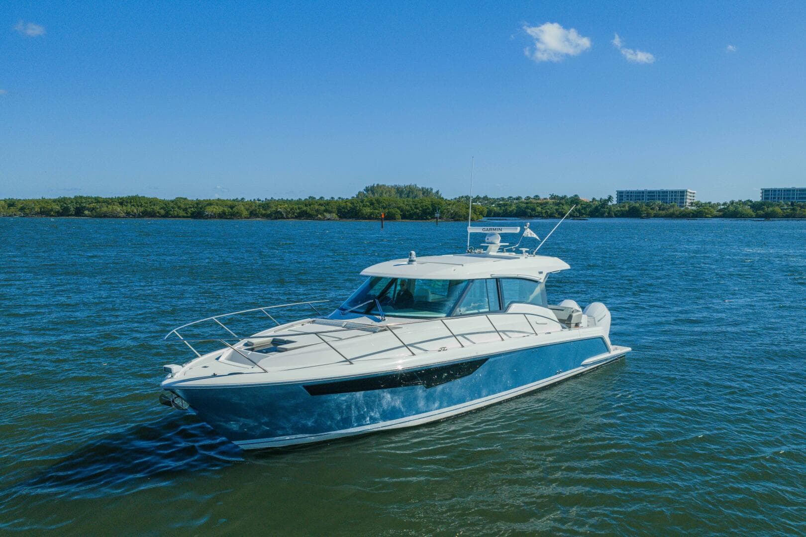 2025 Tiara Yachts 43 LE — photo 50