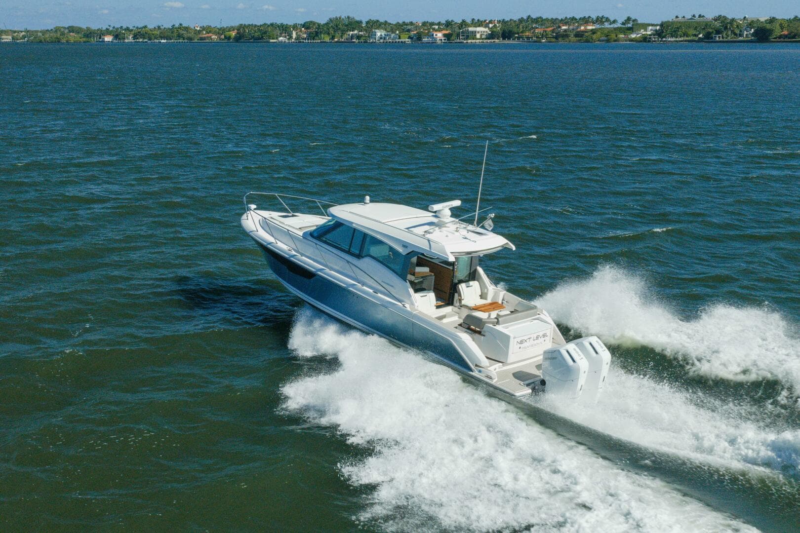 2025 Tiara Yachts 43 LE — photo 55