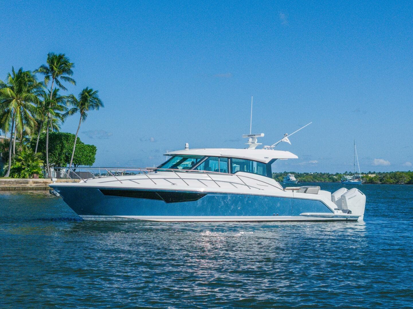 2025 Tiara Yachts 43 LE