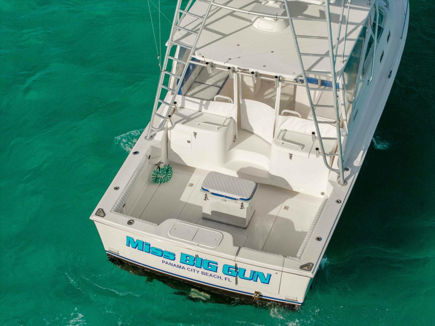 2005 Cabo 35 Express — photo 45