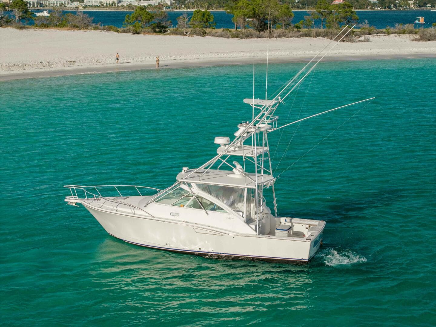 2005 Cabo 35 Express — photo 44