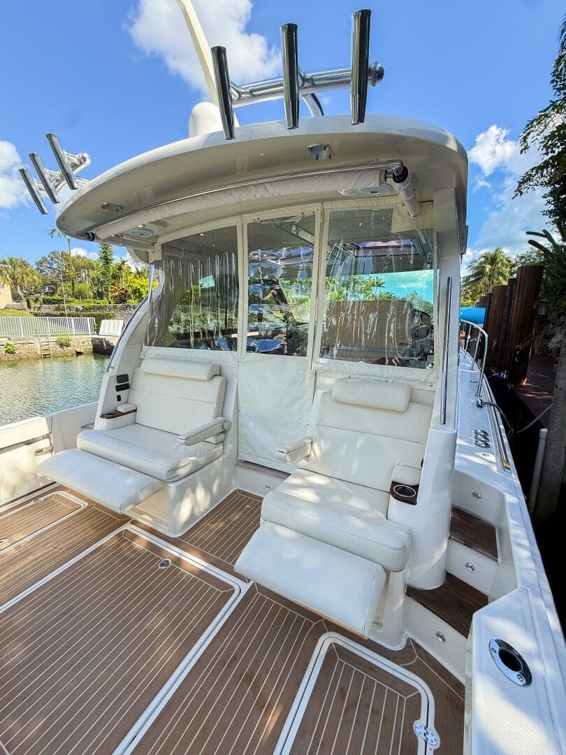 2021 Hinckley 40X — photo 10