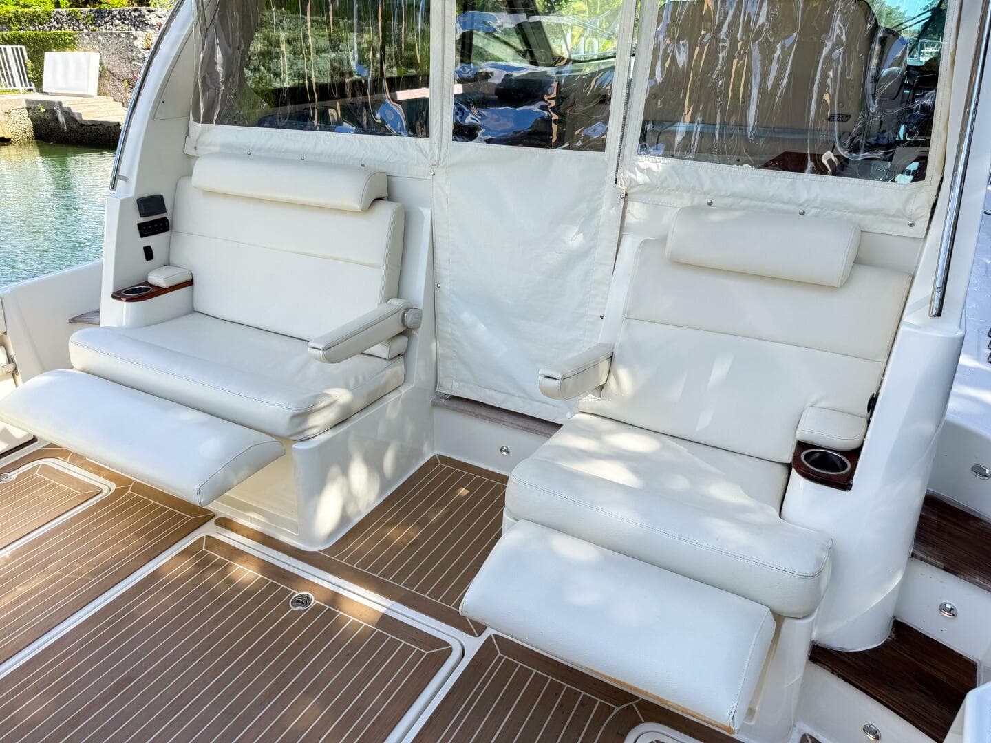 2021 Hinckley 40X — photo 11