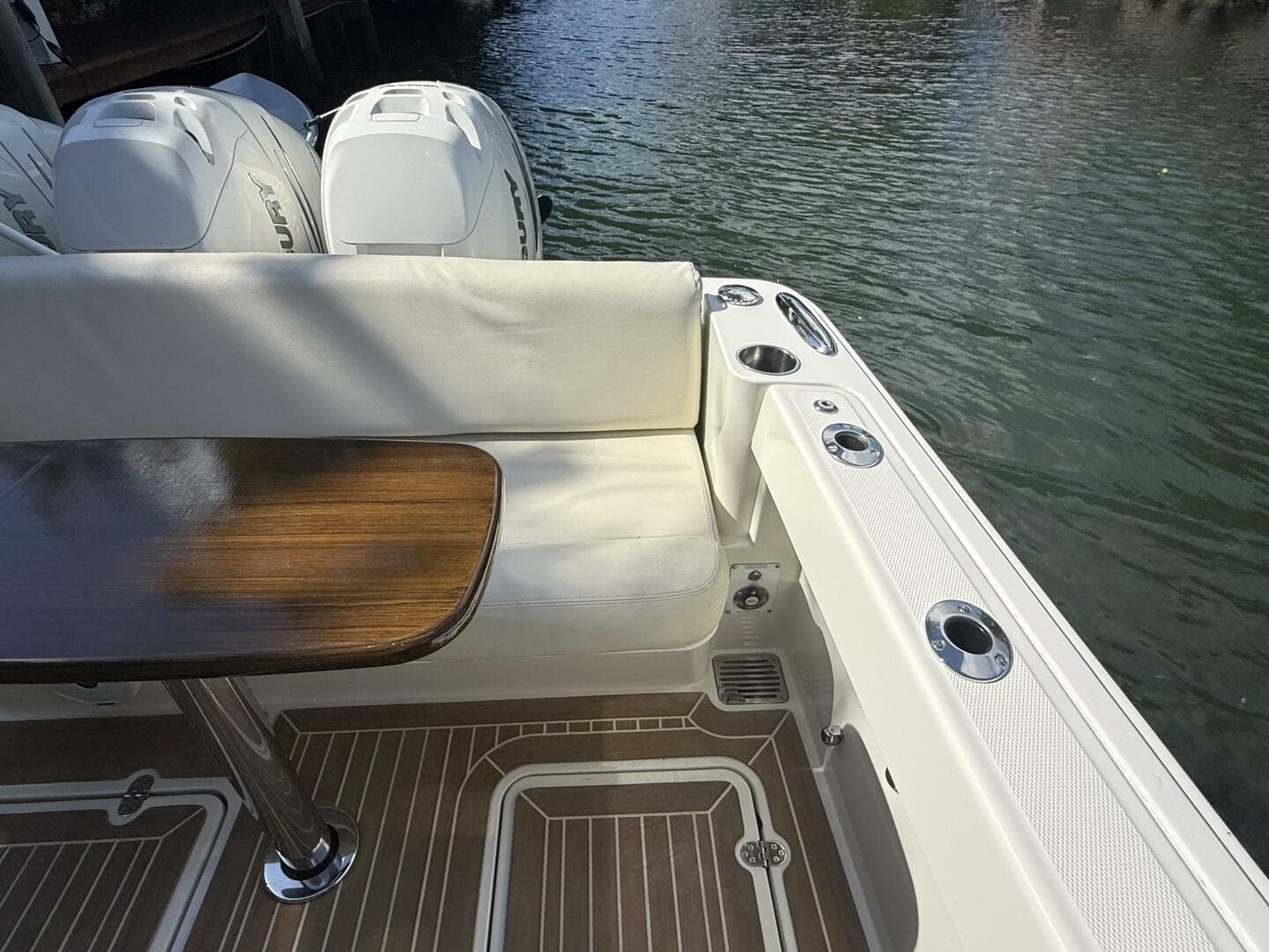 2021 Hinckley 40X — photo 8