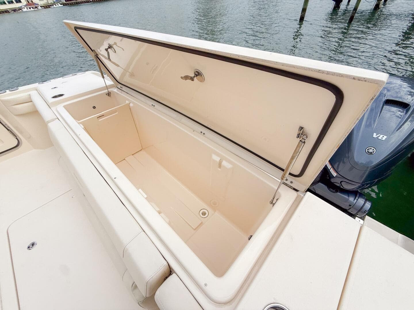 2022 Grady-White Canyon 456 — photo 27