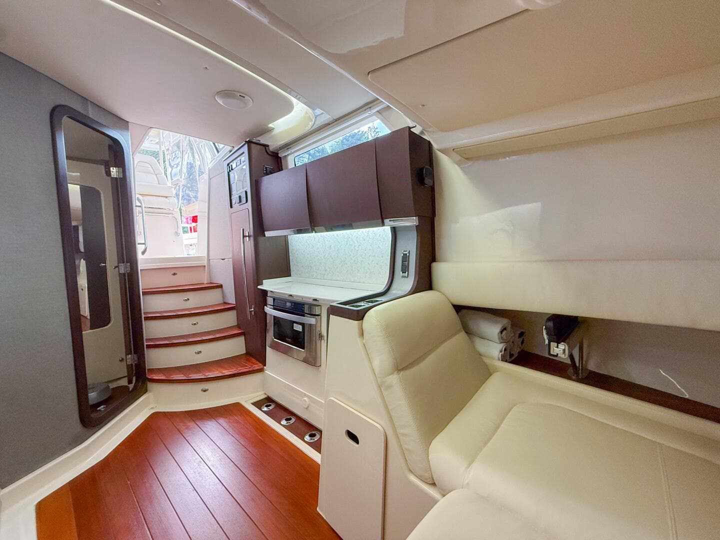 2022 Grady-White Canyon 456 — photo 20