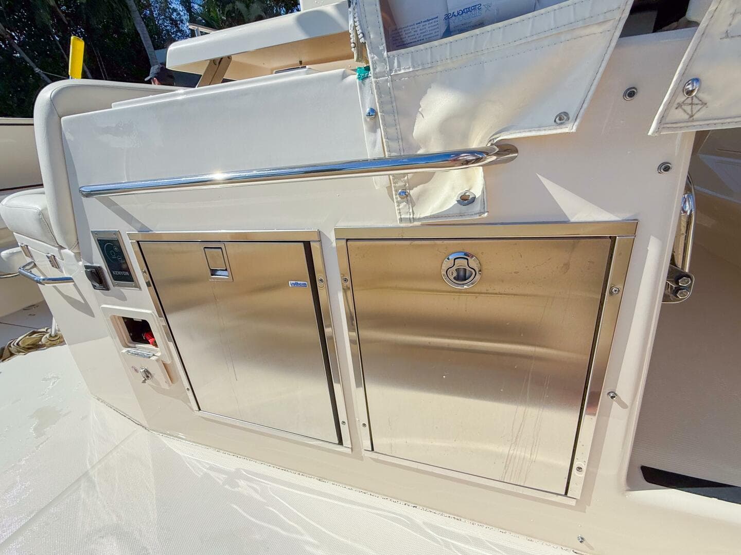 2022 Grady-White Canyon 456 — photo 36