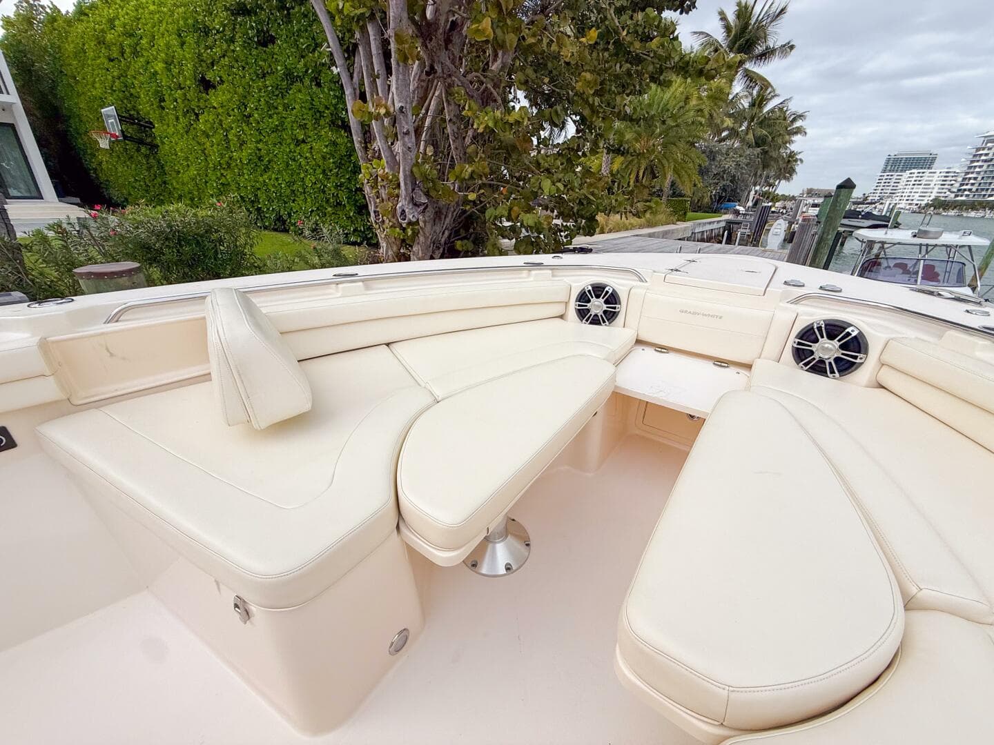 2022 Grady-White Canyon 456 — photo 30