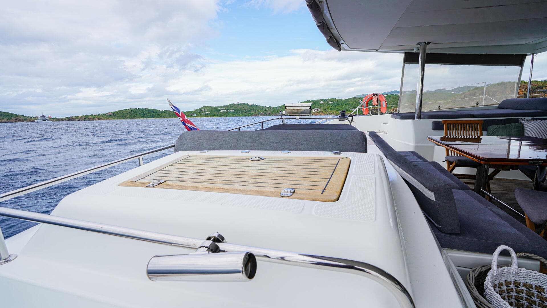 2017 Fountaine Pajot Victoria 67 — photo 17