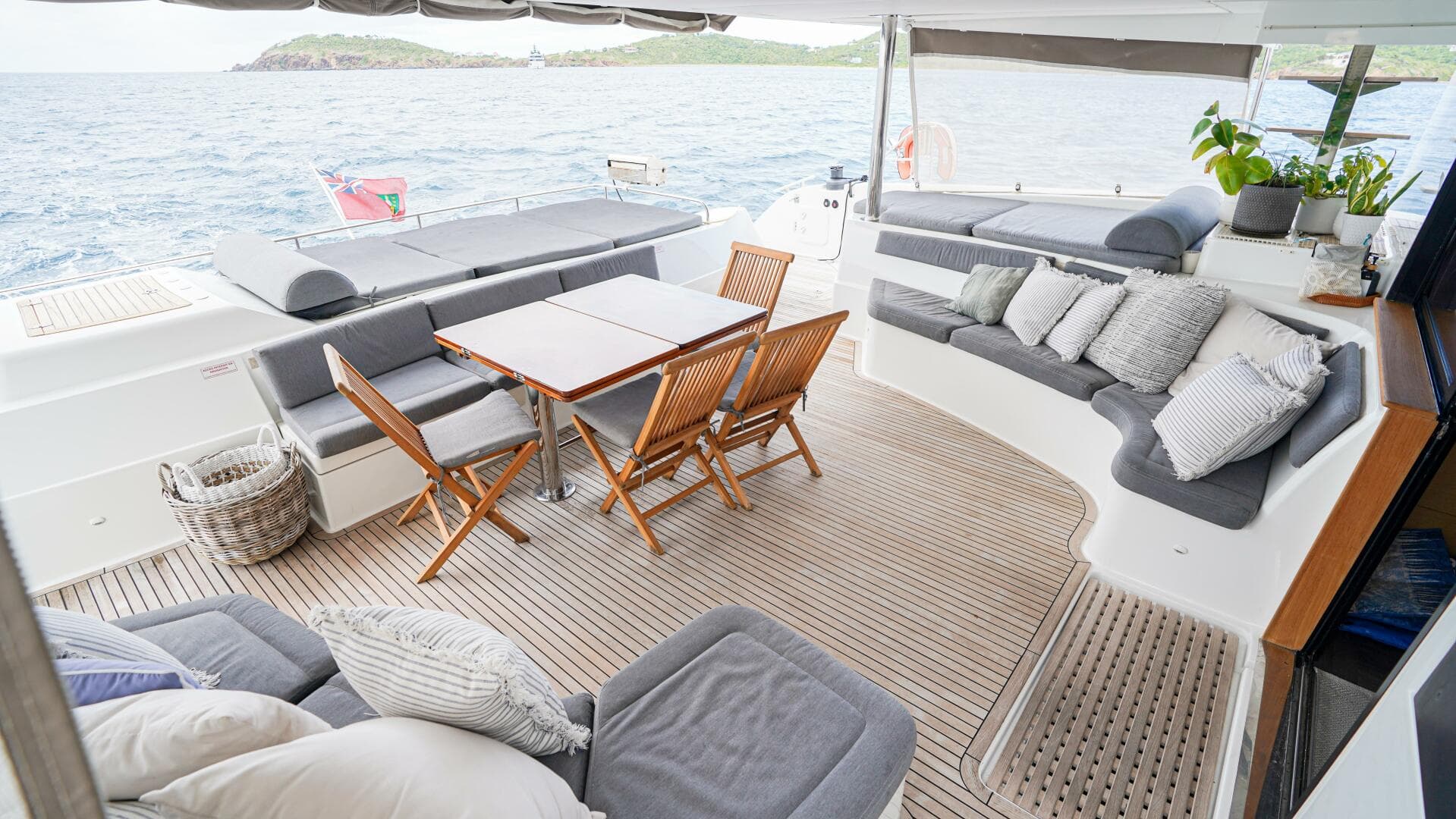 2017 Fountaine Pajot Victoria 67 — photo 25