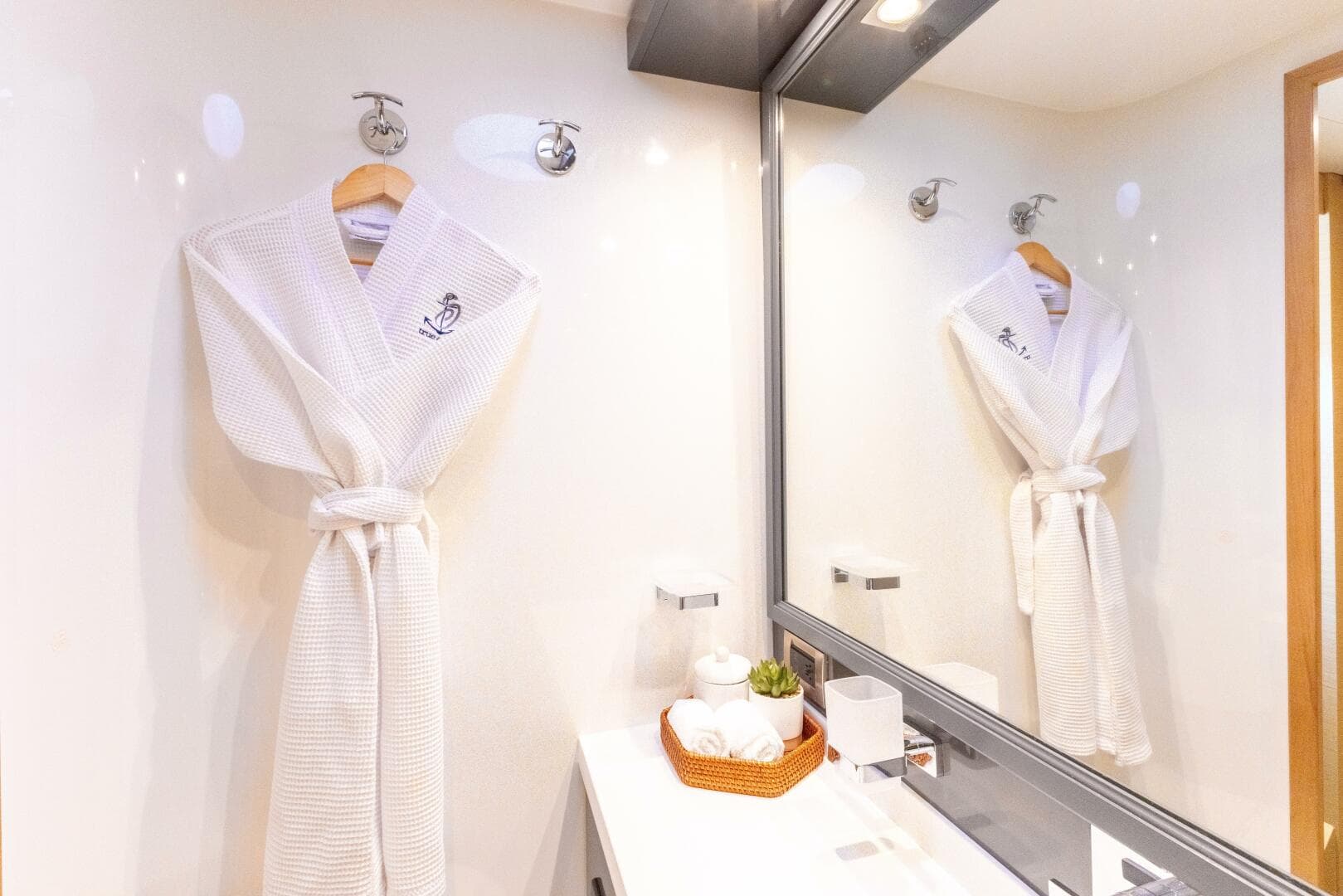 2017 Fountaine Pajot Victoria 67 — photo 54