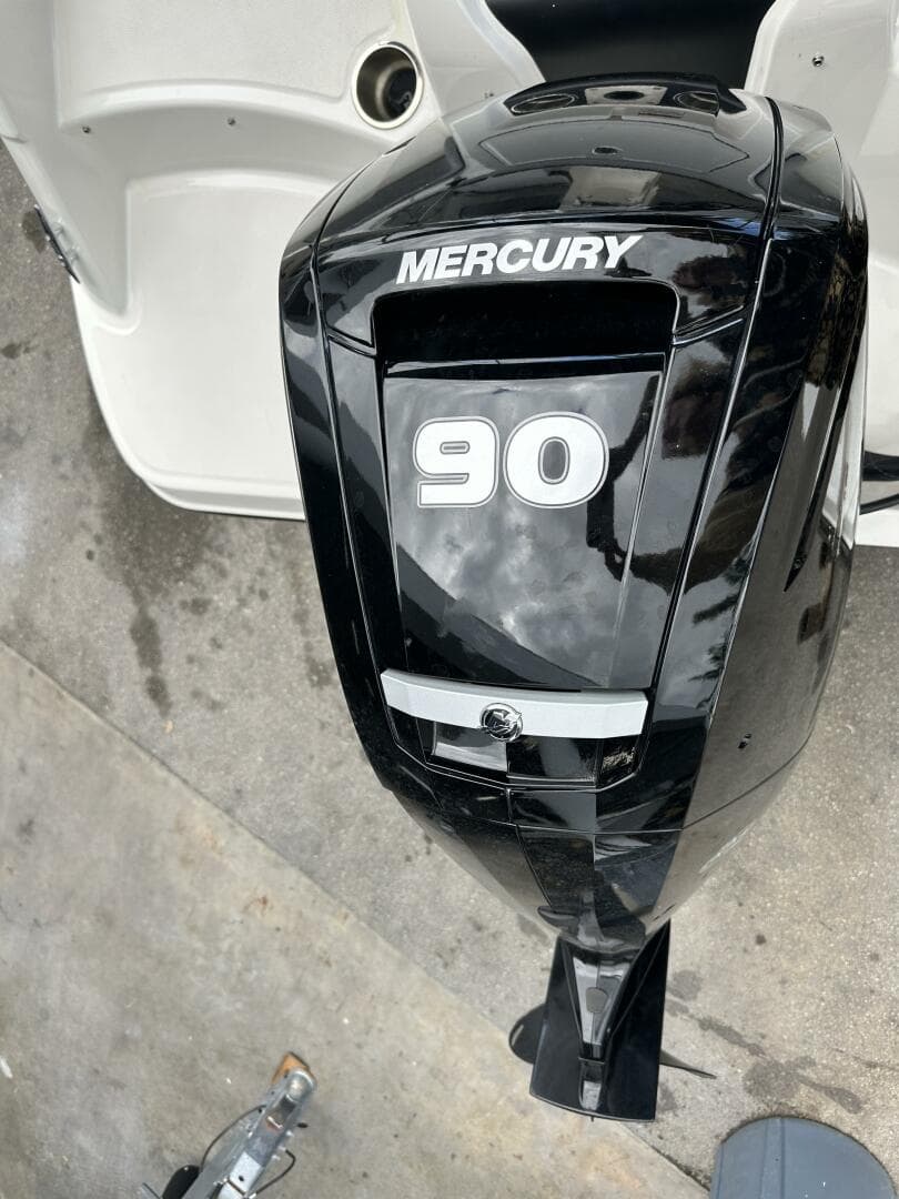 2023 Bayliner M17 — photo 26