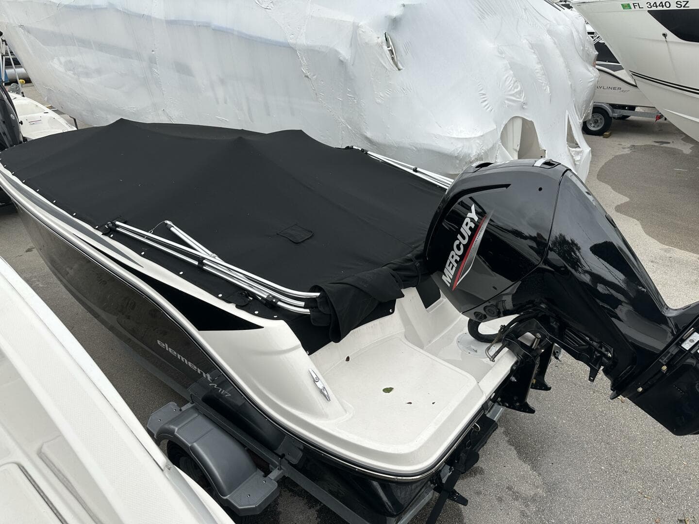 2023 Bayliner M17 — photo 22