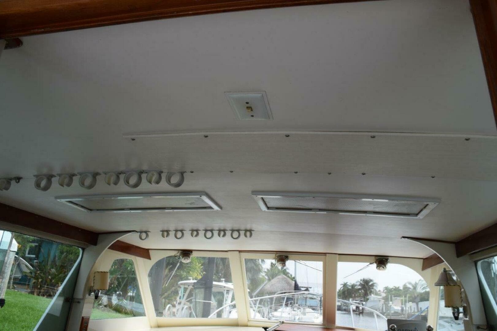 1982 Whiticar Flybridge Convertible — photo 33
