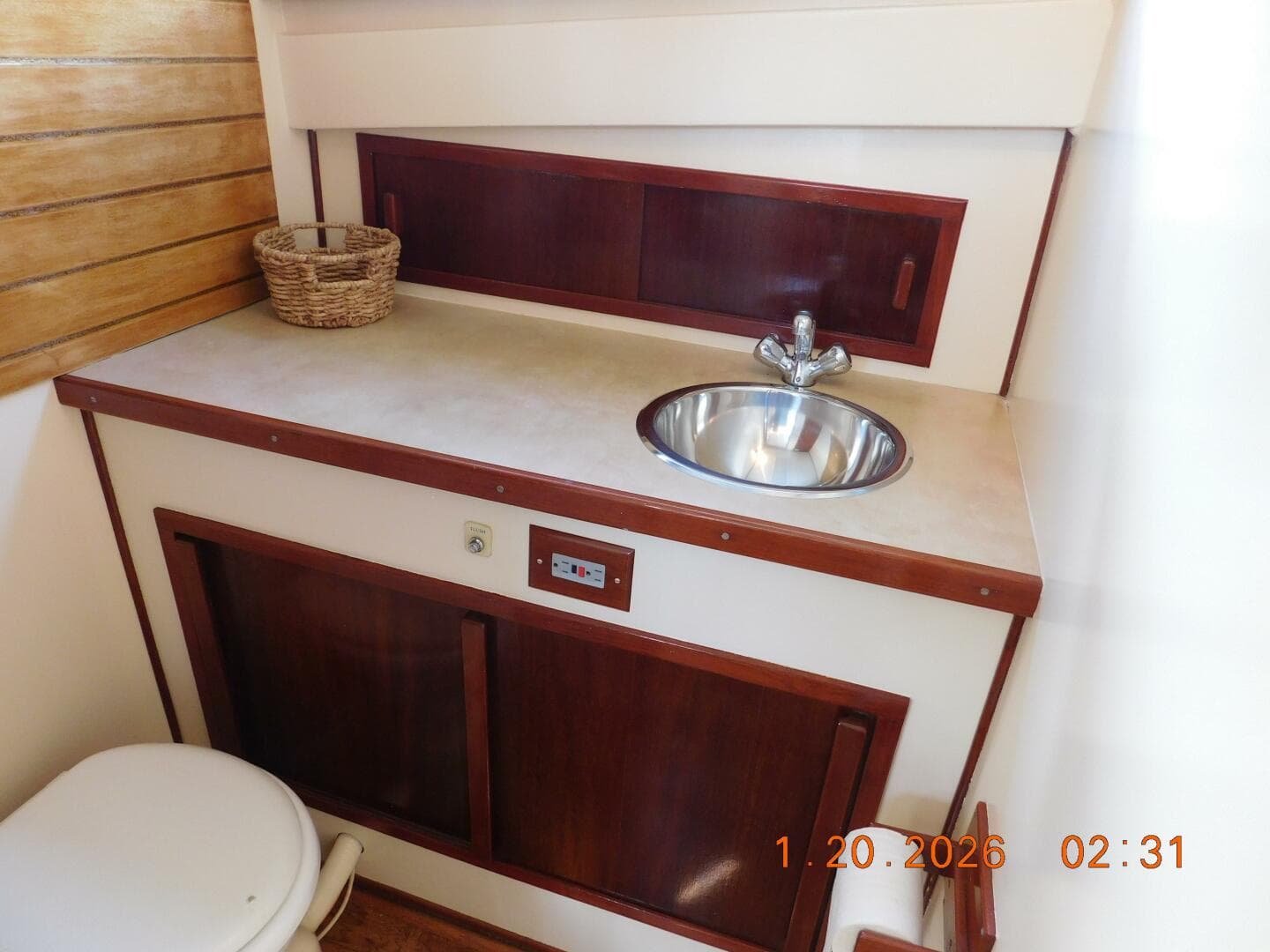 1982 Whiticar Flybridge Convertible — photo 29