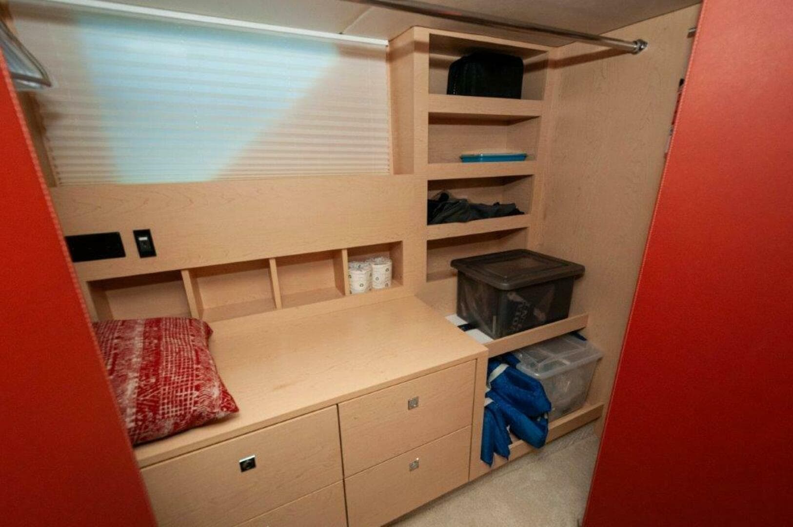 2019 Cruisers Yachts 60 Cantius — photo 21