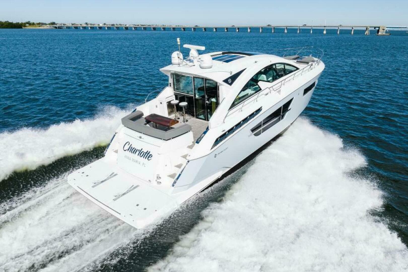 2019 Cruisers Yachts 60 Cantius — photo 71