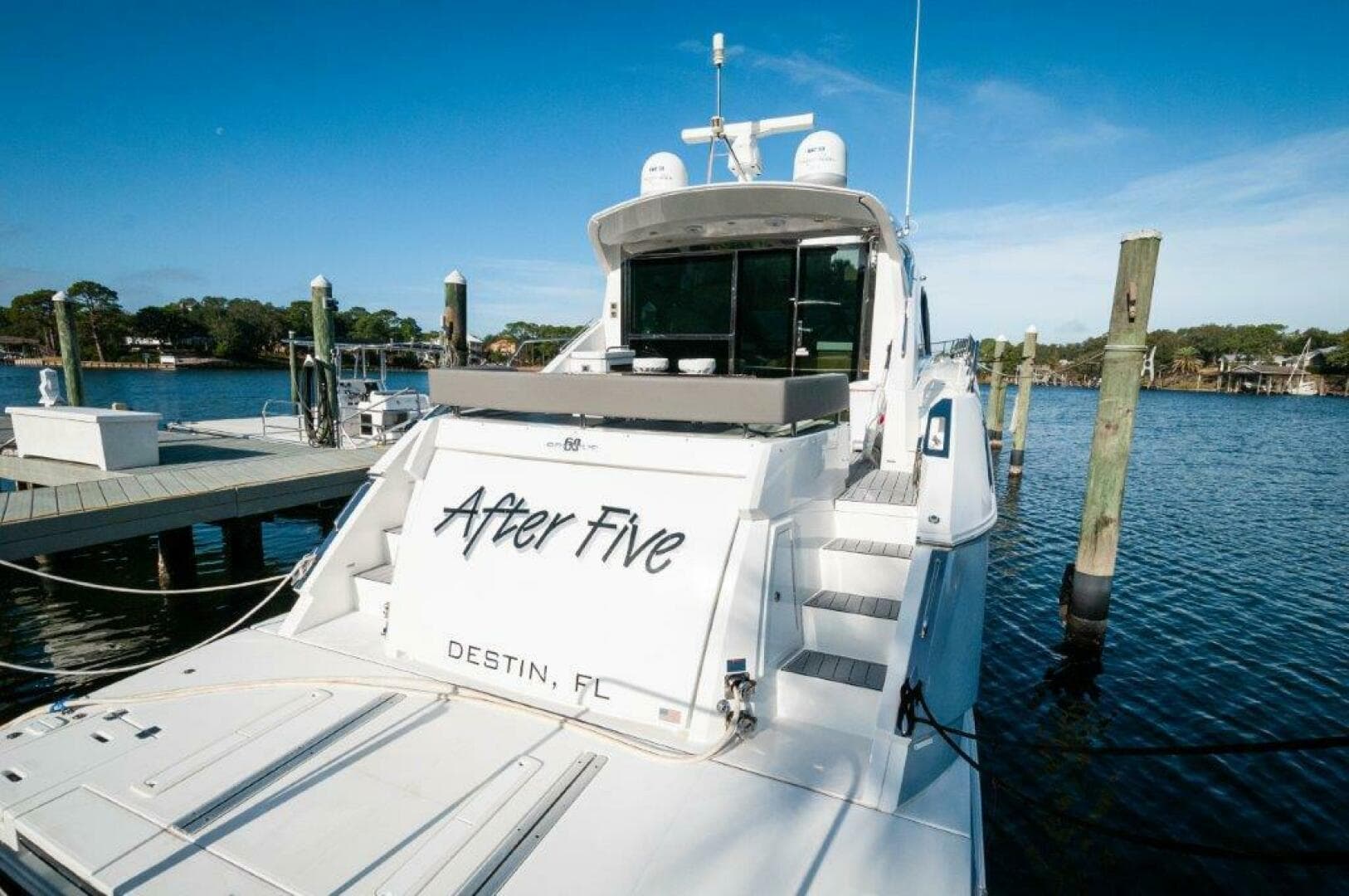 2019 Cruisers Yachts 60 Cantius — photo 62