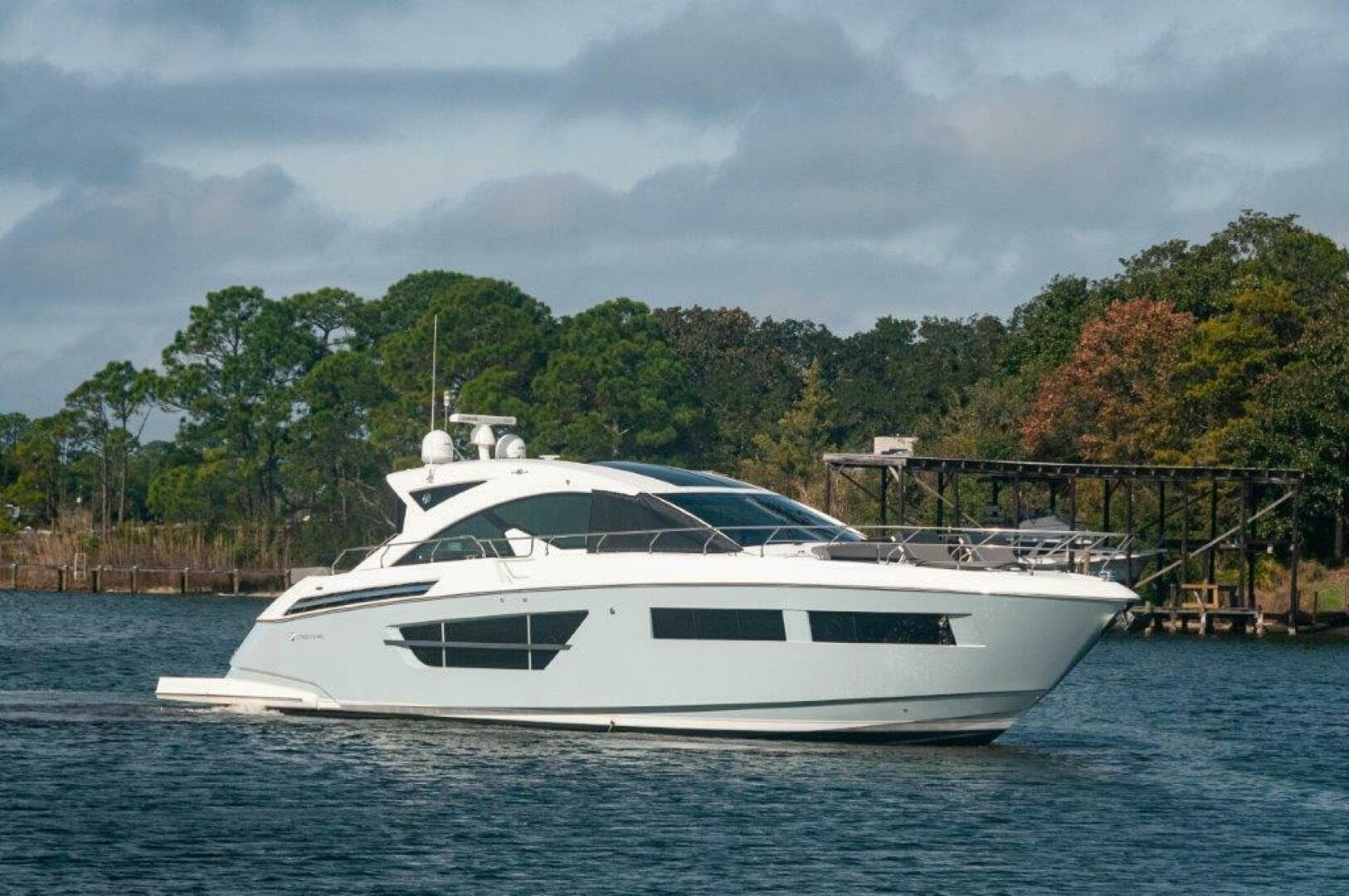 2019 Cruisers Yachts 60 Cantius — photo 77