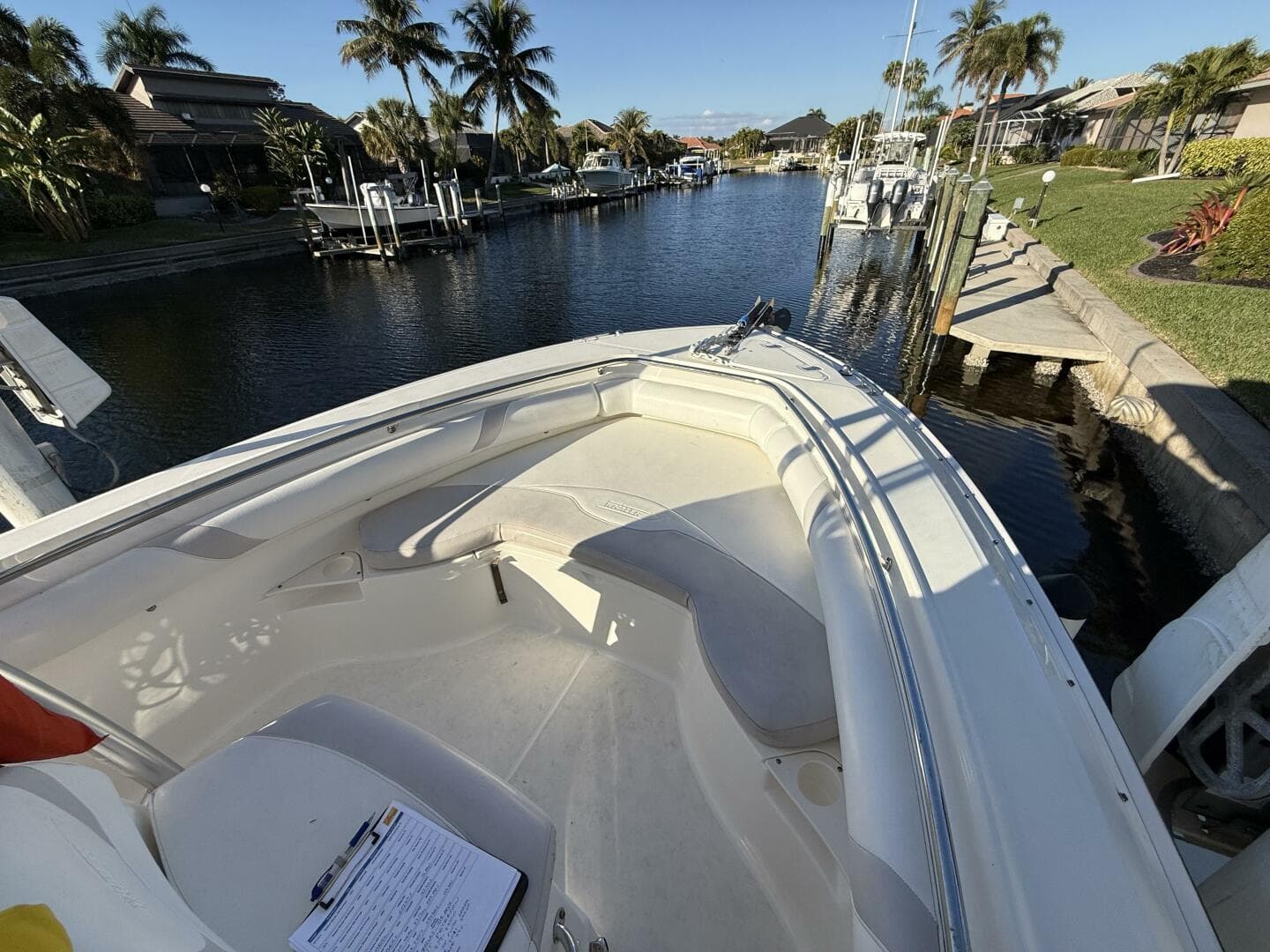 2006 Boston Whaler 240 Outrage — photo 4