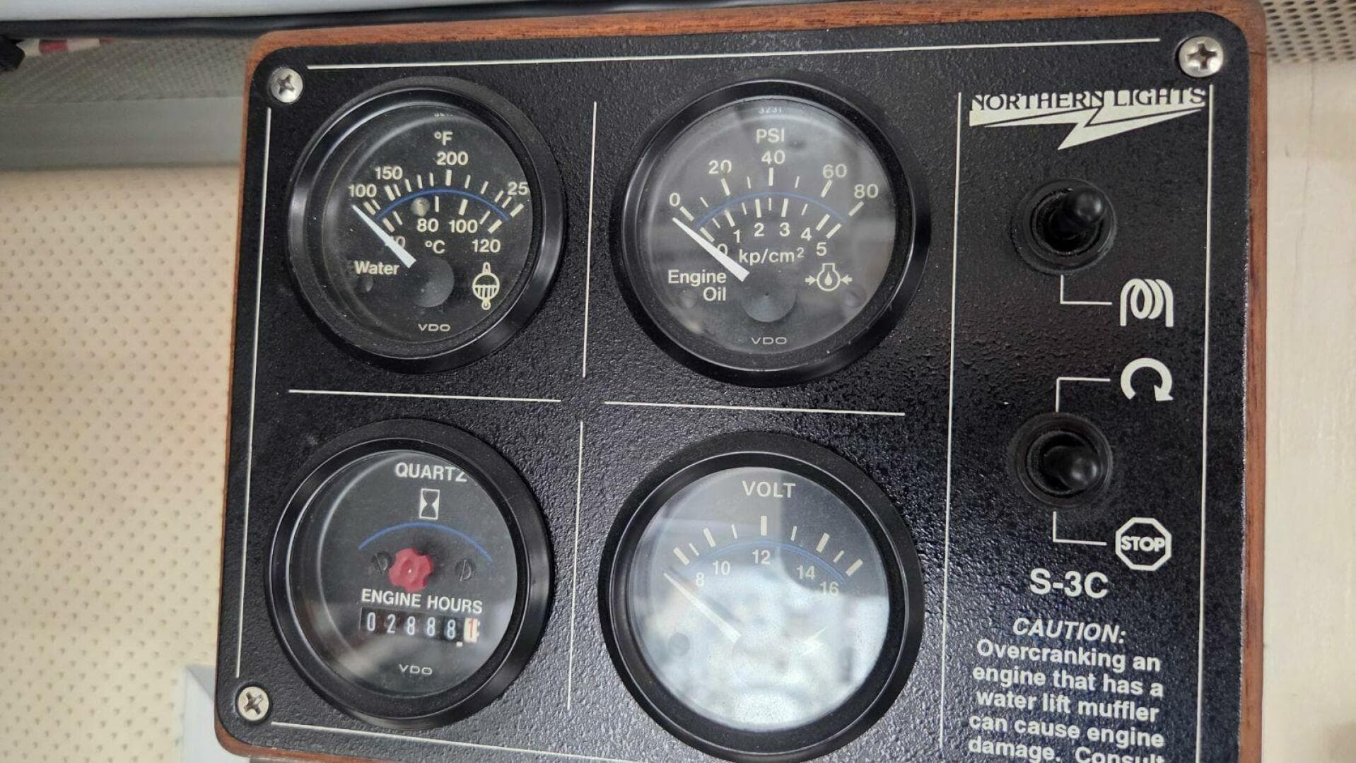 1997 Grand Banks 49 Classic — photo 78