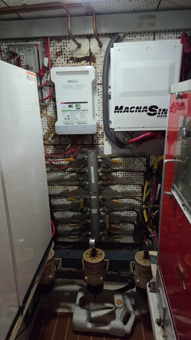 1987 Defever 48 Tri Cabin — photo 80