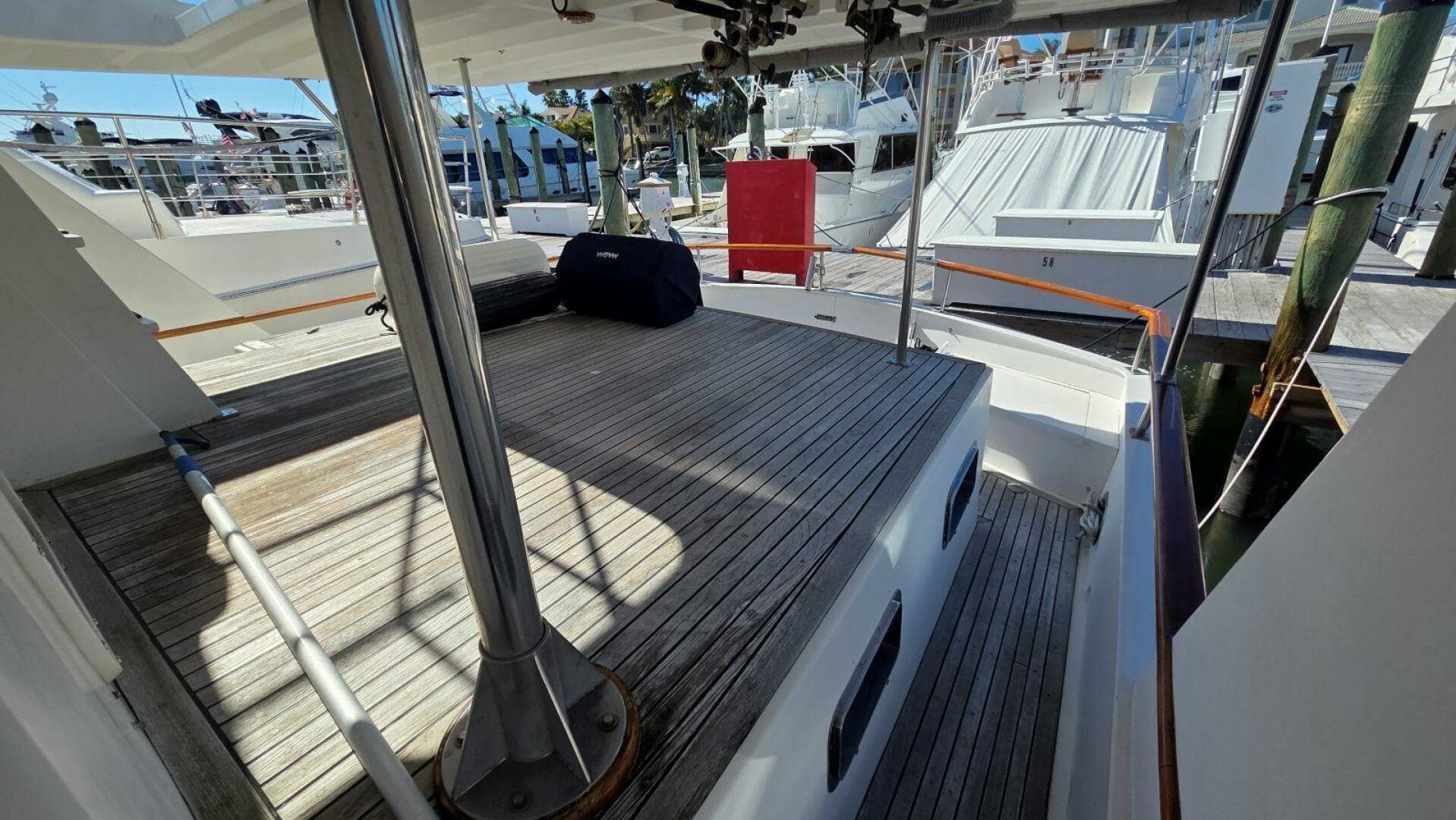 1987 Defever 48 Tri Cabin — photo 6