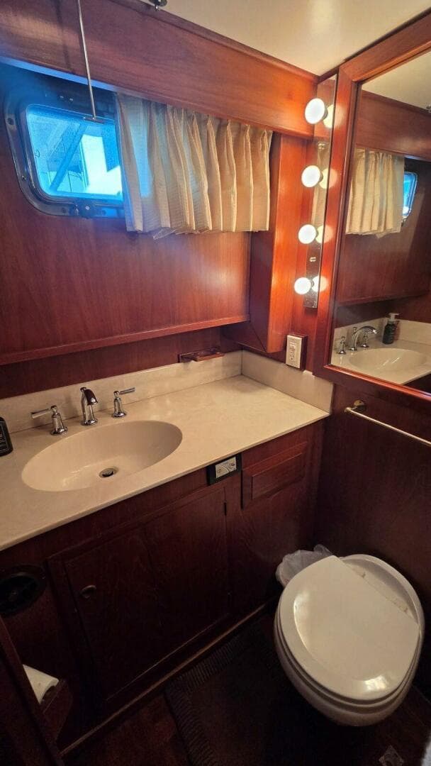 1987 Defever 48 Tri Cabin — photo 60