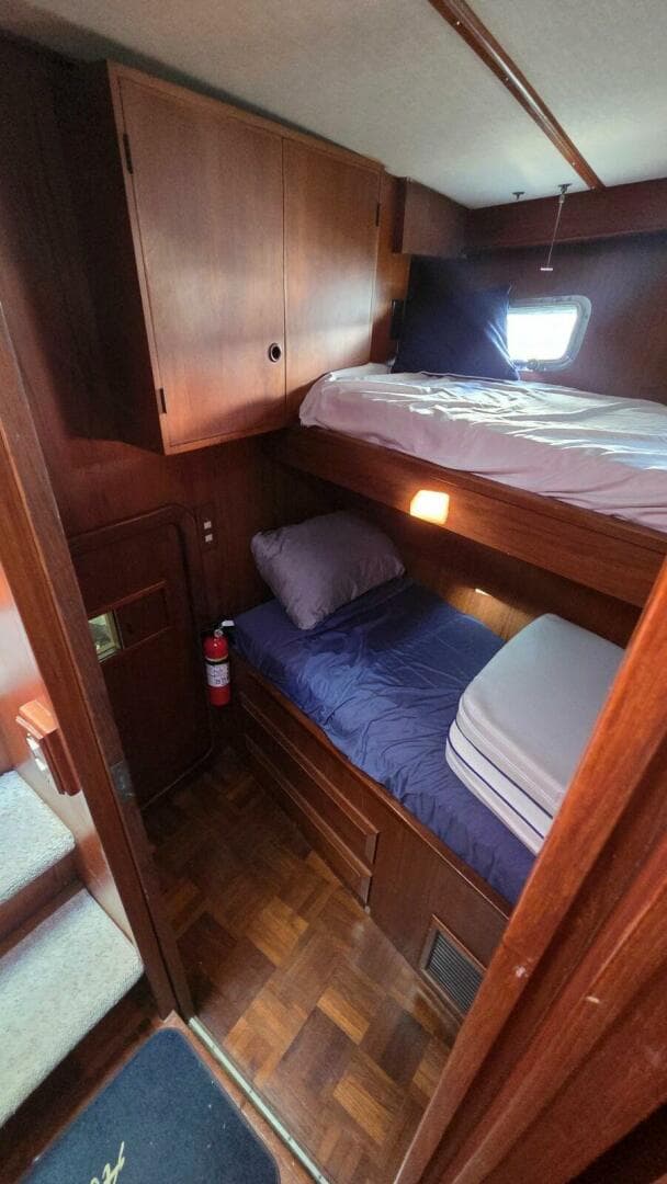 1987 Defever 48 Tri Cabin — photo 68