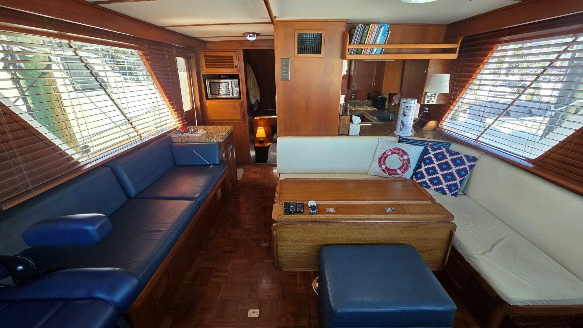 1987 Defever 48 Tri Cabin — photo 30