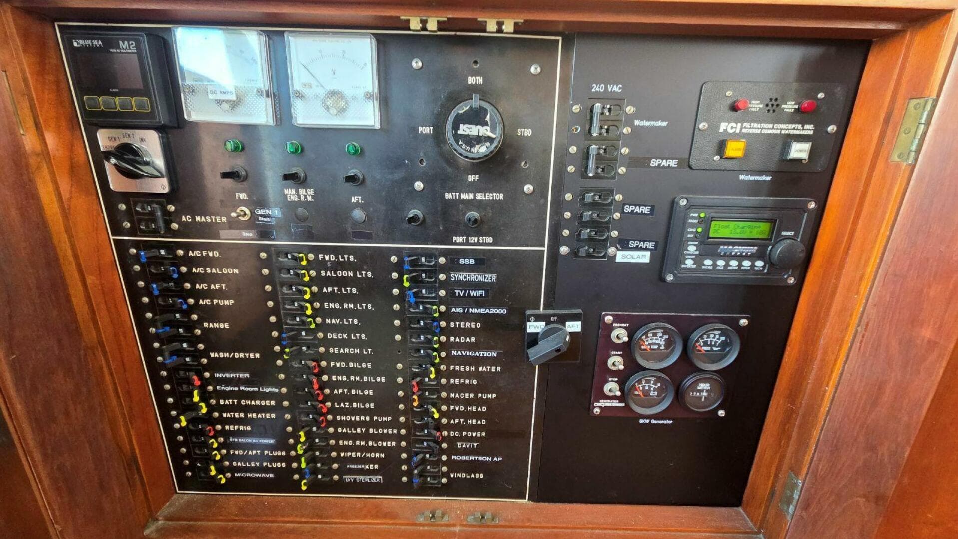 1987 Defever 48 Tri Cabin — photo 34