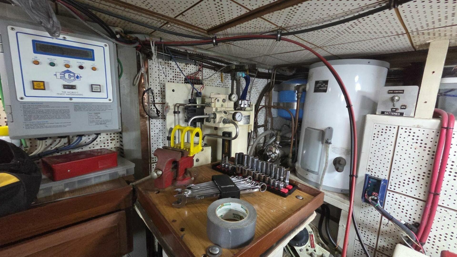 1987 Defever 48 Tri Cabin — photo 82