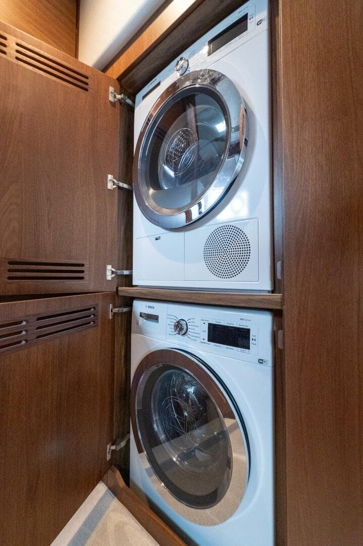 2021 Princess S62 — photo 70